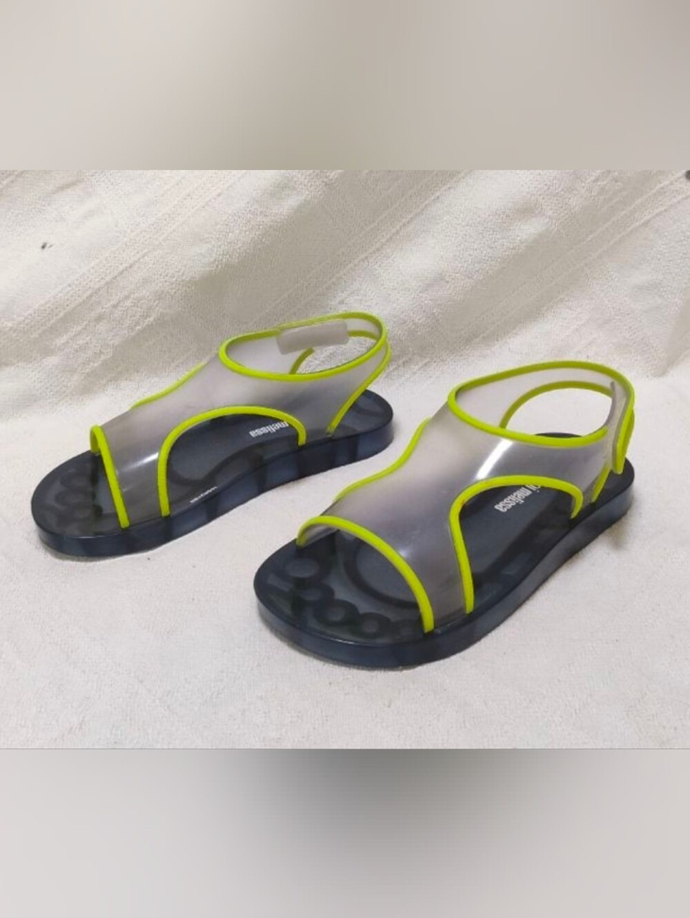 New Mini Melissa Acqua sandals size 22 little kids water shoes